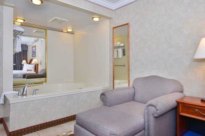 Best Western Kiva Inn Fort Collins Dış mekan fotoğraf