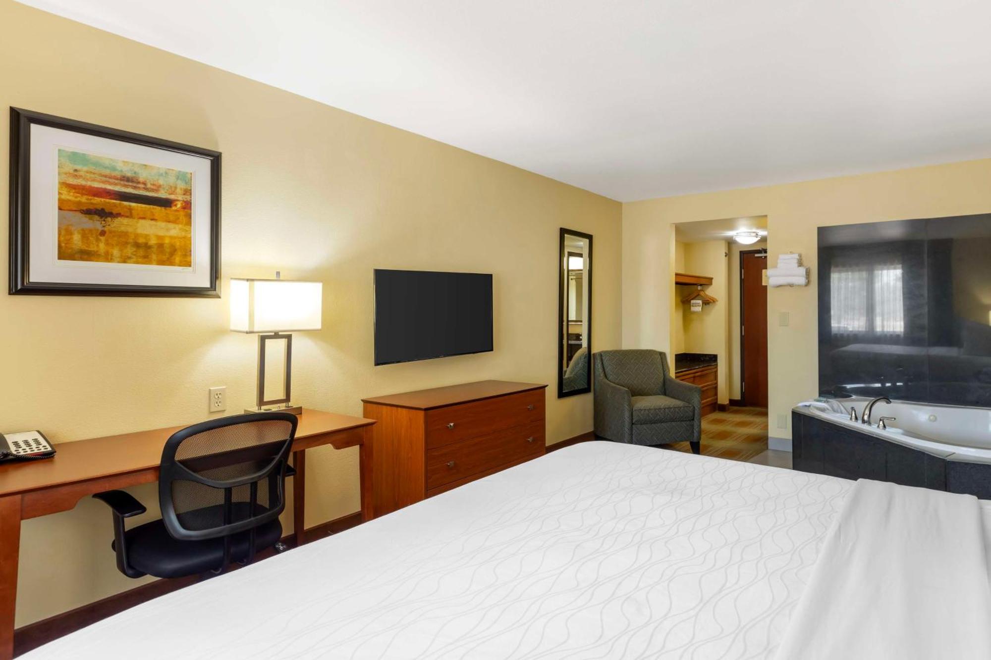 Best Western Kiva Inn Fort Collins Dış mekan fotoğraf